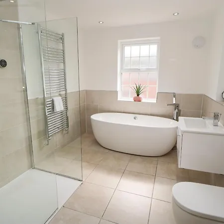 Holiday home 12 Lawnswood Crescent *